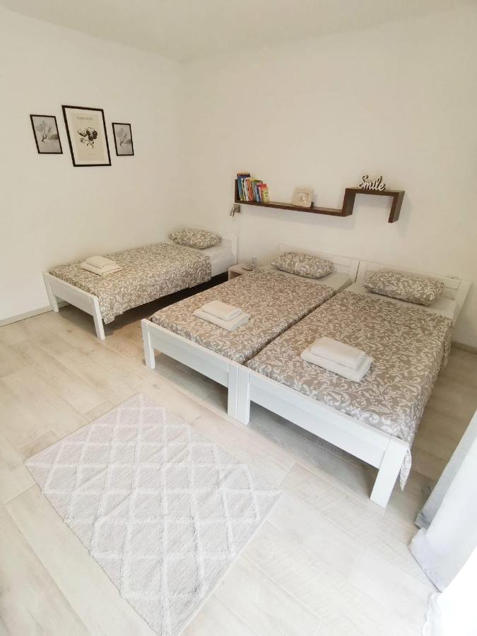 Apartman Pejic Podstrana Exterior photo